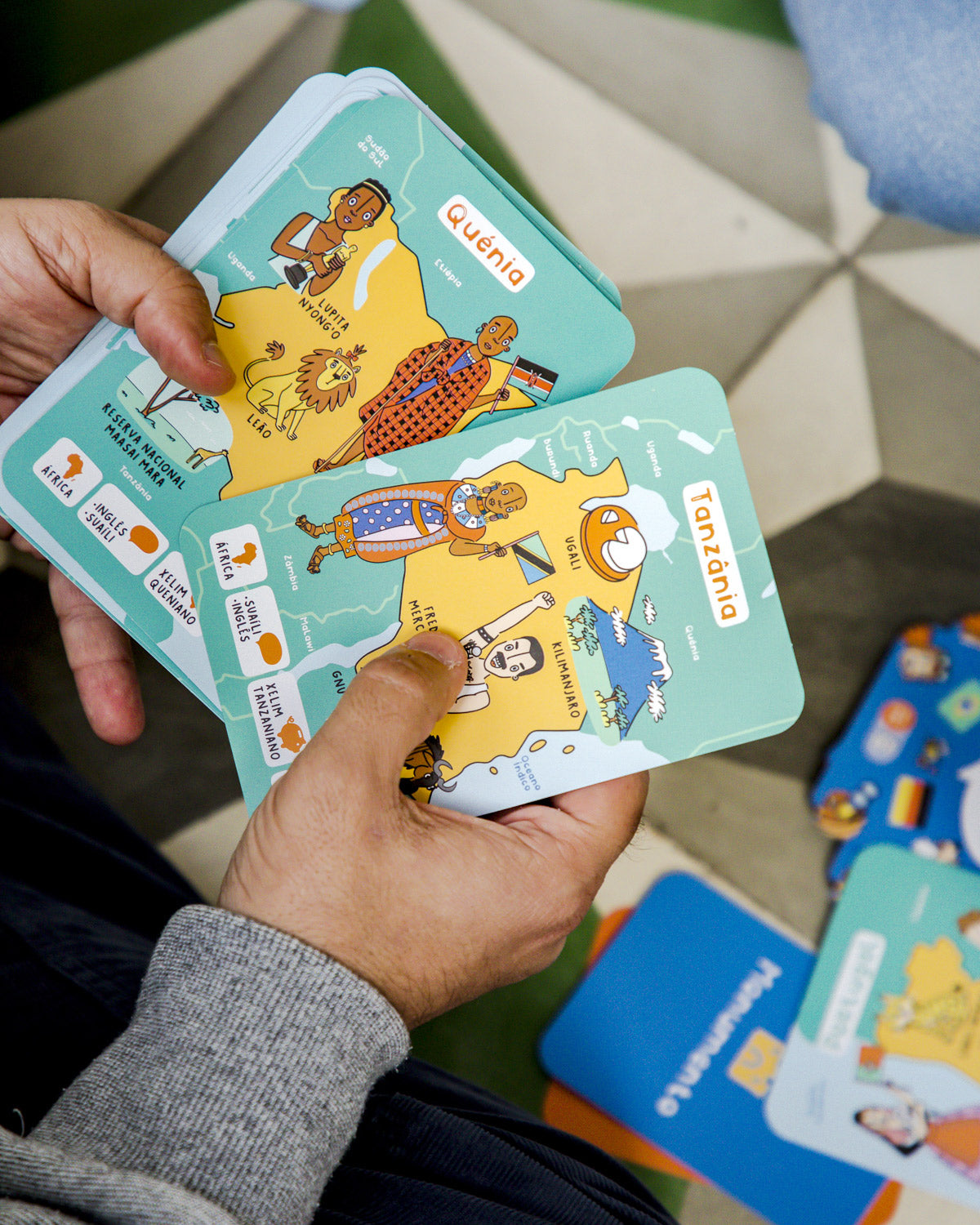 Vamos Jogar aos Países! - Jogos de Cartas - The Happy Gang